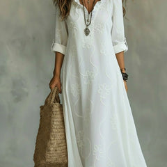 Stylish long-sleeved maxi dress