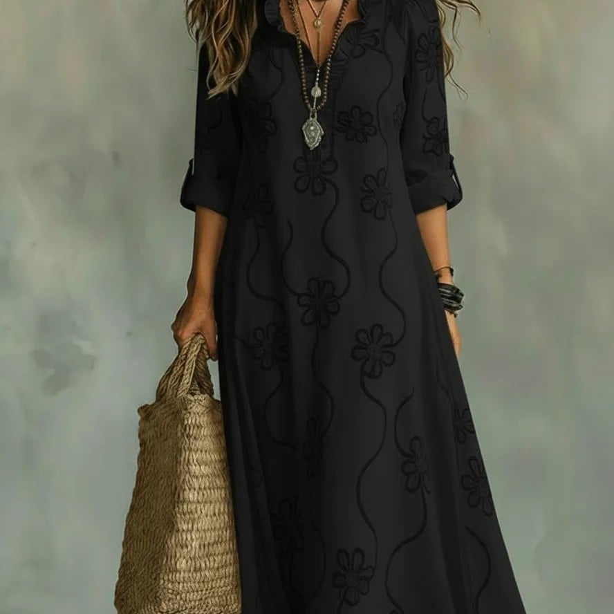 Stylish long-sleeved maxi dress